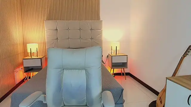 Baby_Venuss Adlı Modelin Canlı Sohbet Odası