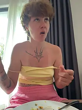 IceMur's Live XXX Chat