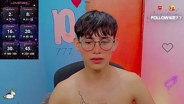 Show de tanjiro_cute na webcam