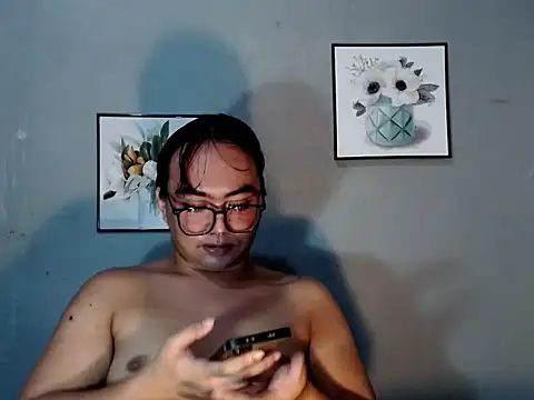 Asianblk_barbiedoll Show Webcam