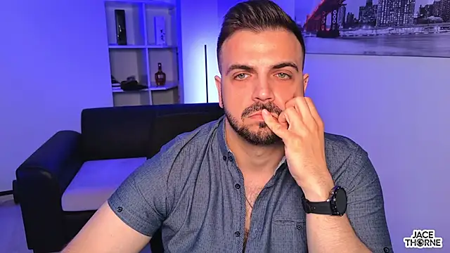 Show modela Jace_Thorne na web-kameri