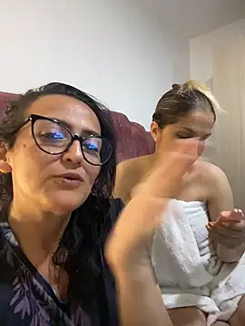 Webkamerová show Greys_Mandahian