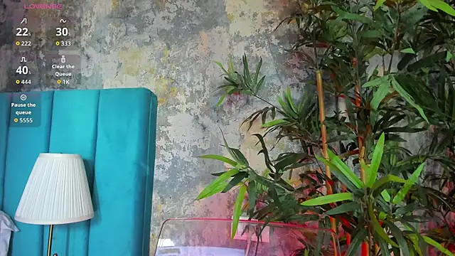 CreamyInkky_'s Live XXX Chat