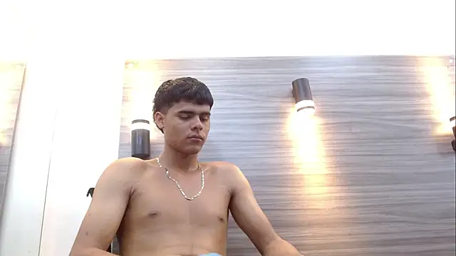 Show de LeleHott01 na webcam