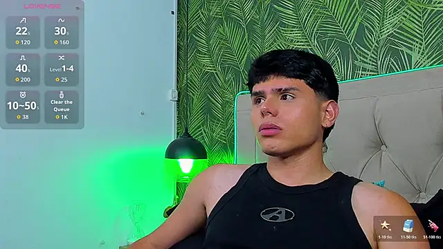 Chat +18 de Nathaniel_Park ao vivo