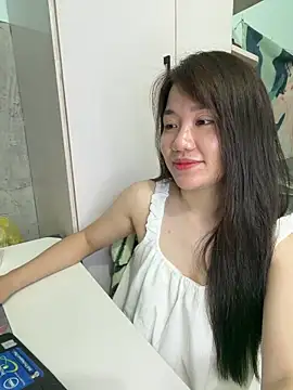 Amy8386 Show in webcam