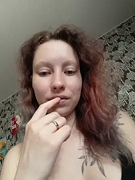 Frost_foxy Adlı Modelin Canlı XXX Sohbeti