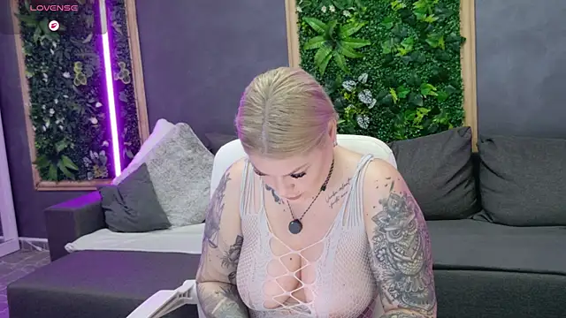 Živý XXX chat Issa_Jo