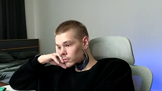 DENIS_HEREのライブXXXチャット