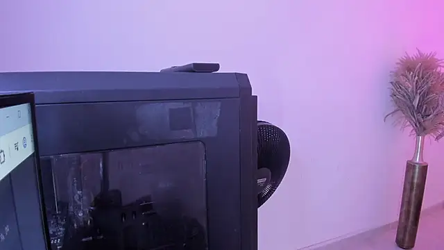Clhoe_collins – Naživo XXX chat