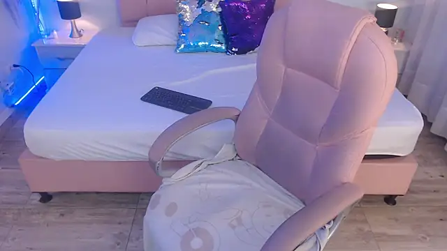 zoe_jones13's Live XXX Chat