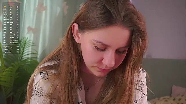 ShantellAngulo Adlı Modelin Canlı XXX Sohbeti