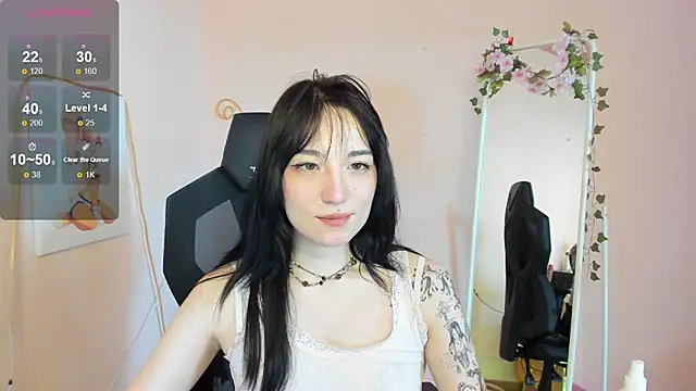 دردشة AliceeinWonderlanddd الجنسية المباشرة
