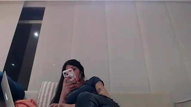 Doll_sary Webcamshow