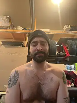 Fade_Solo Show in webcam