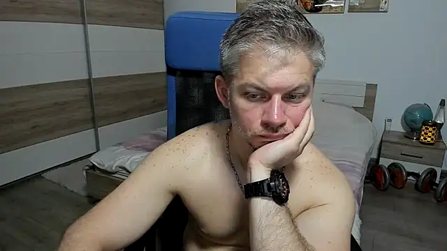 RobbyShawz's Webcam Show