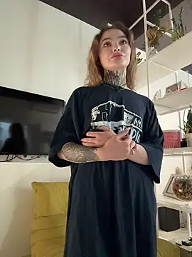 AriWild's Live XXX Chat