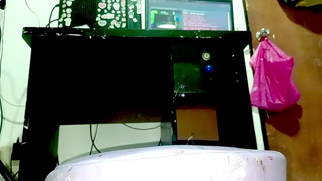 Chat XXX en directo de PetiteIvoryQueen19