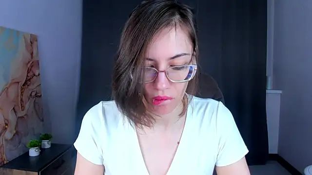 Chat +18 de eva_sicret ao vivo