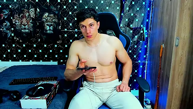 javiersexymann webcam show