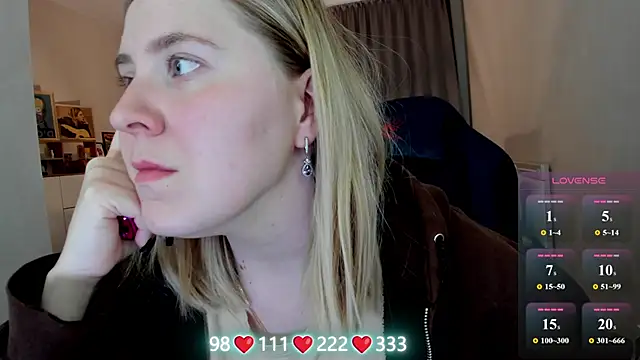 Olivia_Munk live XXX chat