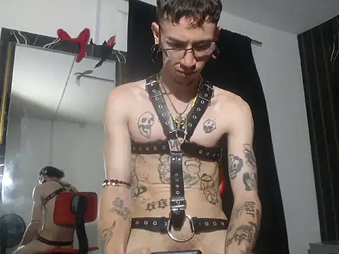 Pokazy przed kamerką – Ryan_Owenss