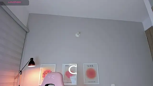 Онлайн чат XXX ashley_23_
