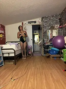 TranSexualJade95 即時 XXX 聊天