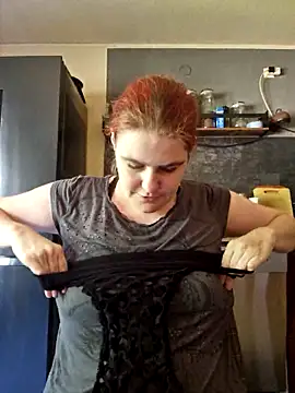 ReadHeardWifee Chat XXX live