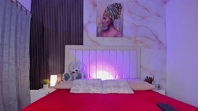 pinky_peach's Webcam Show