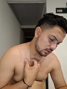 ORTIZ96hot Webcam Show