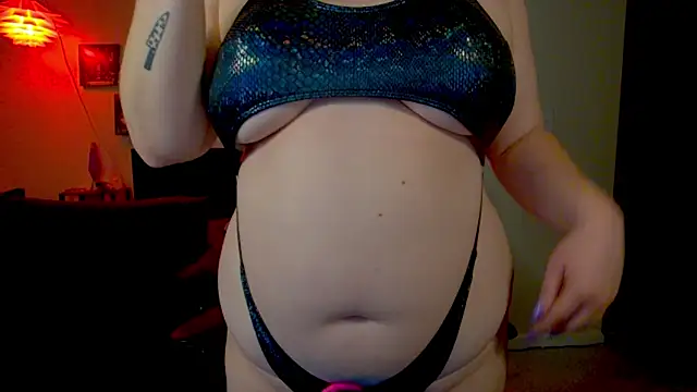 KiraSpitQueen 라이브 XXX 채팅