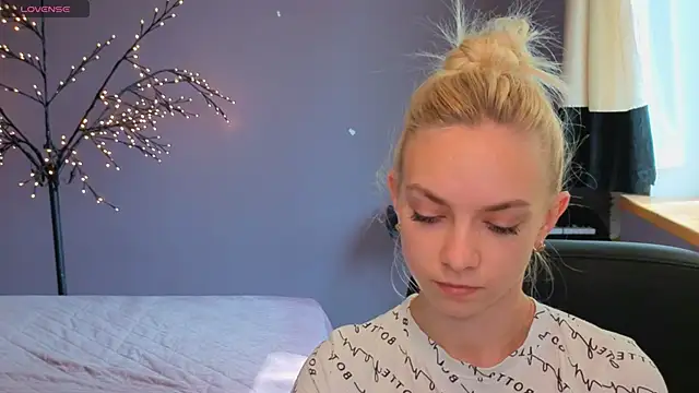 SonnySofia Webcam-Show