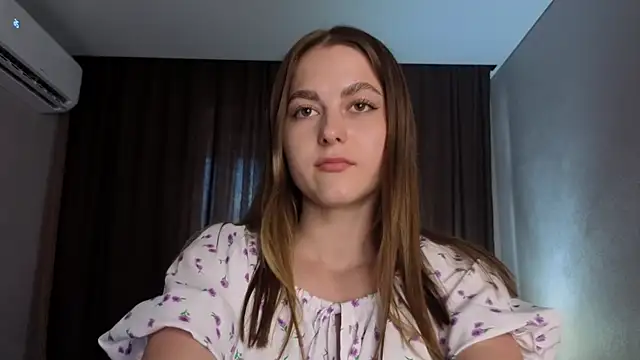 Webkamerová show CarolannMirjah