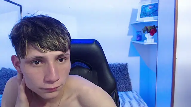 Yao_23 Webcam Show
