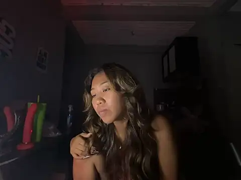 PinayLina18's Webcam Show