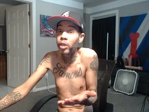 Michigan9000 Chat XXX in diretta