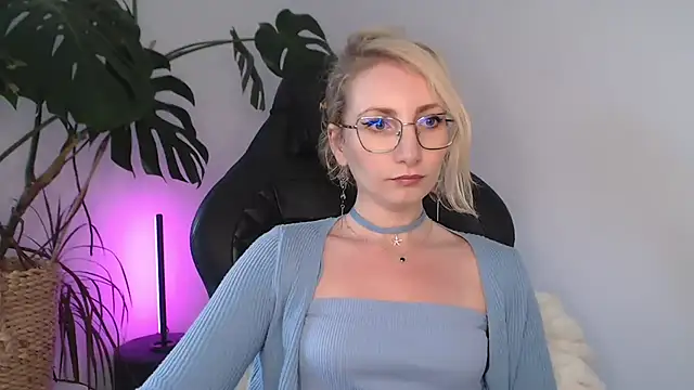 CinderellaMoon – live chatrum