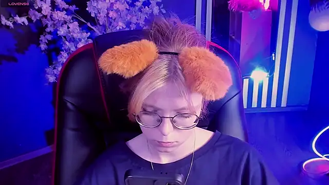 دردشة FoxxyyPolly الجنسية المباشرة