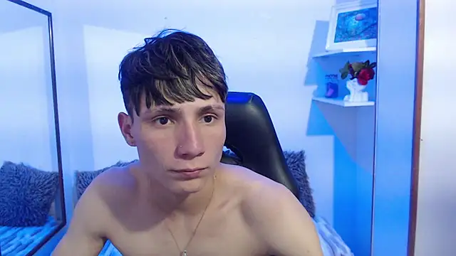 Yao_23 webkamerás műsora
