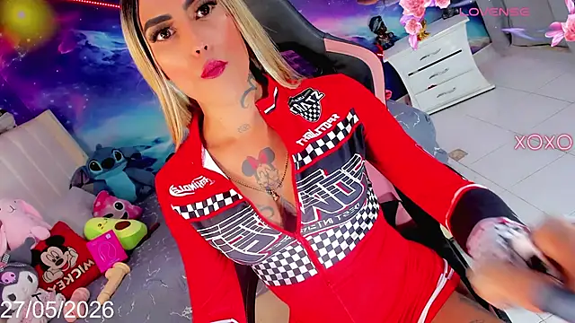 Nella_Dollsn Webbikameraesitys