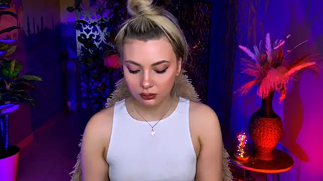 HyileyClark's Live XXX Chat