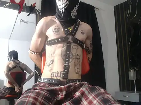 Pokazy przed kamerką – Ryan_Owenss