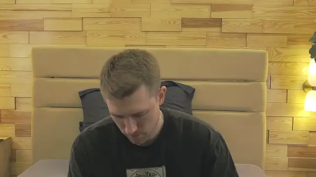 EthanPinkman Pertunjukan Webcam