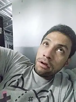 AlejandreByのライブXXXチャット