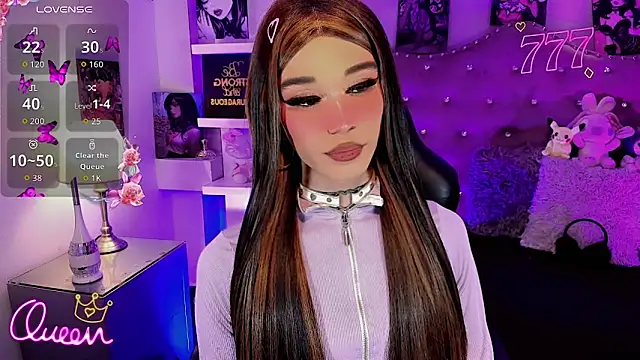 Megaan_Dolll Show in webcam