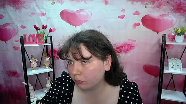 Онлайн чат XXX NeonilaLisova