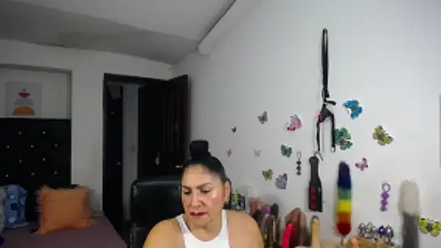 mature_bigboobs10's Live XXX Chat