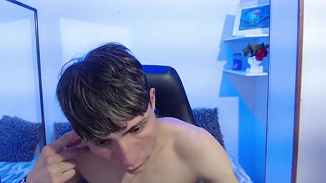 Yao_23 Show in webcam