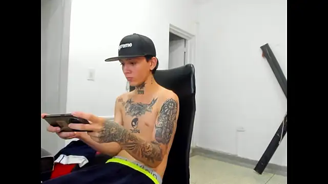 StraightBoy_Nick's Live XXX Chat